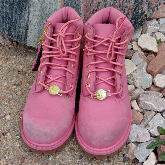 Timberland pink leather classic lace up boots kids sz 13 - Picture 4 of 13